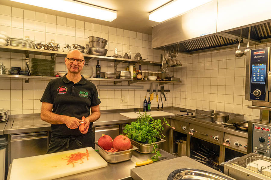In der Küche im Bahnhof Püttlingen wird klimaneutral gekocht In der Küche im Bahnhof Püttlingen wird klimaneutral gekocht