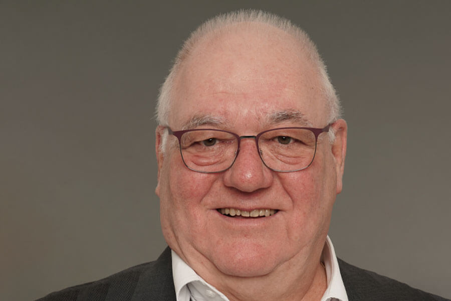 Reinhold Schmitt Reinhold Schmitt